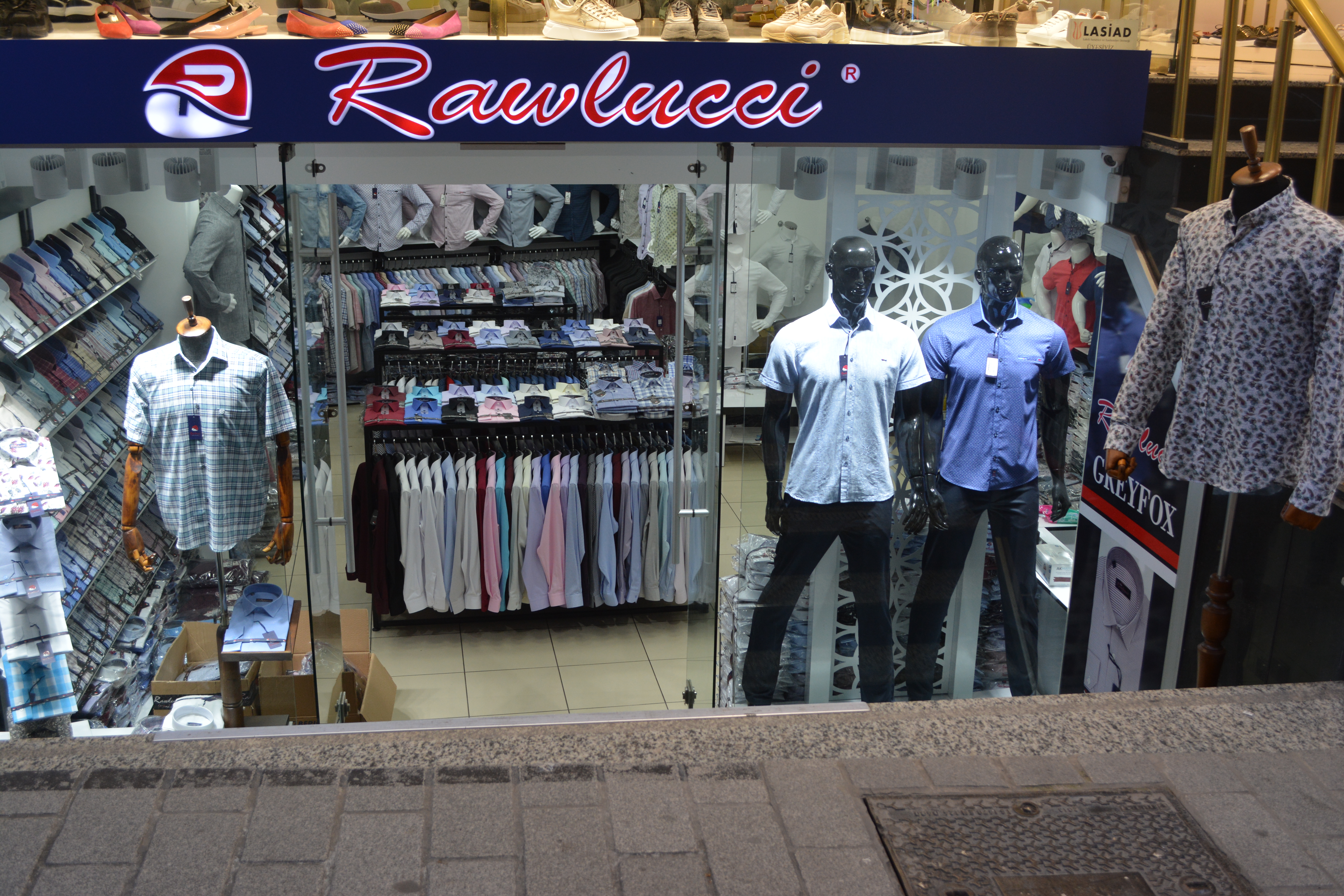 Rawlucci Shirts' New Store Location